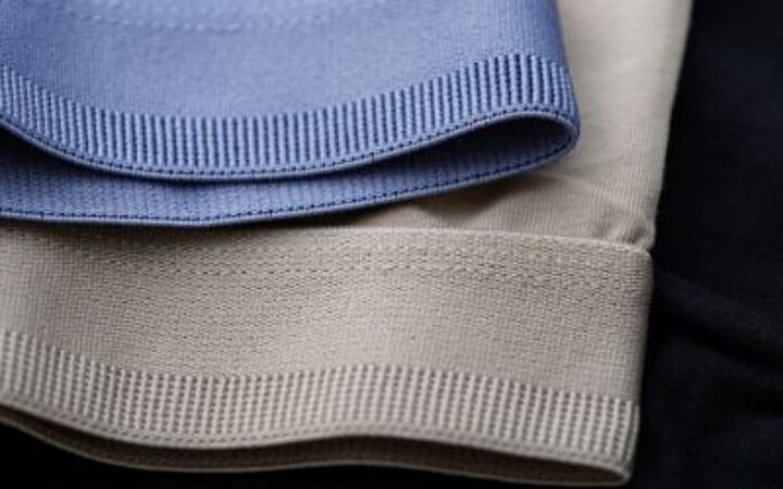Solutions for elastic seams